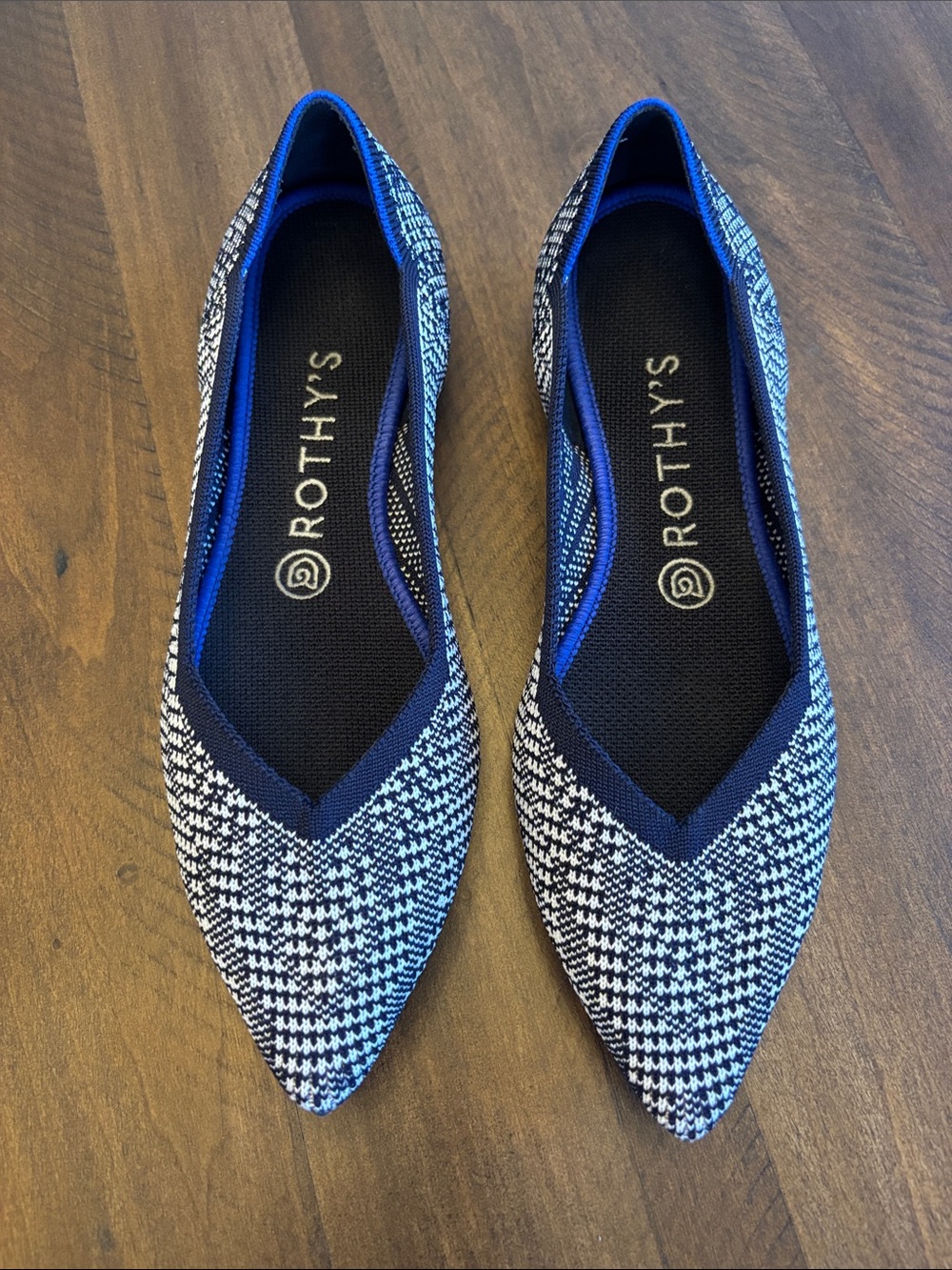 Navy Houndstooth 8.5